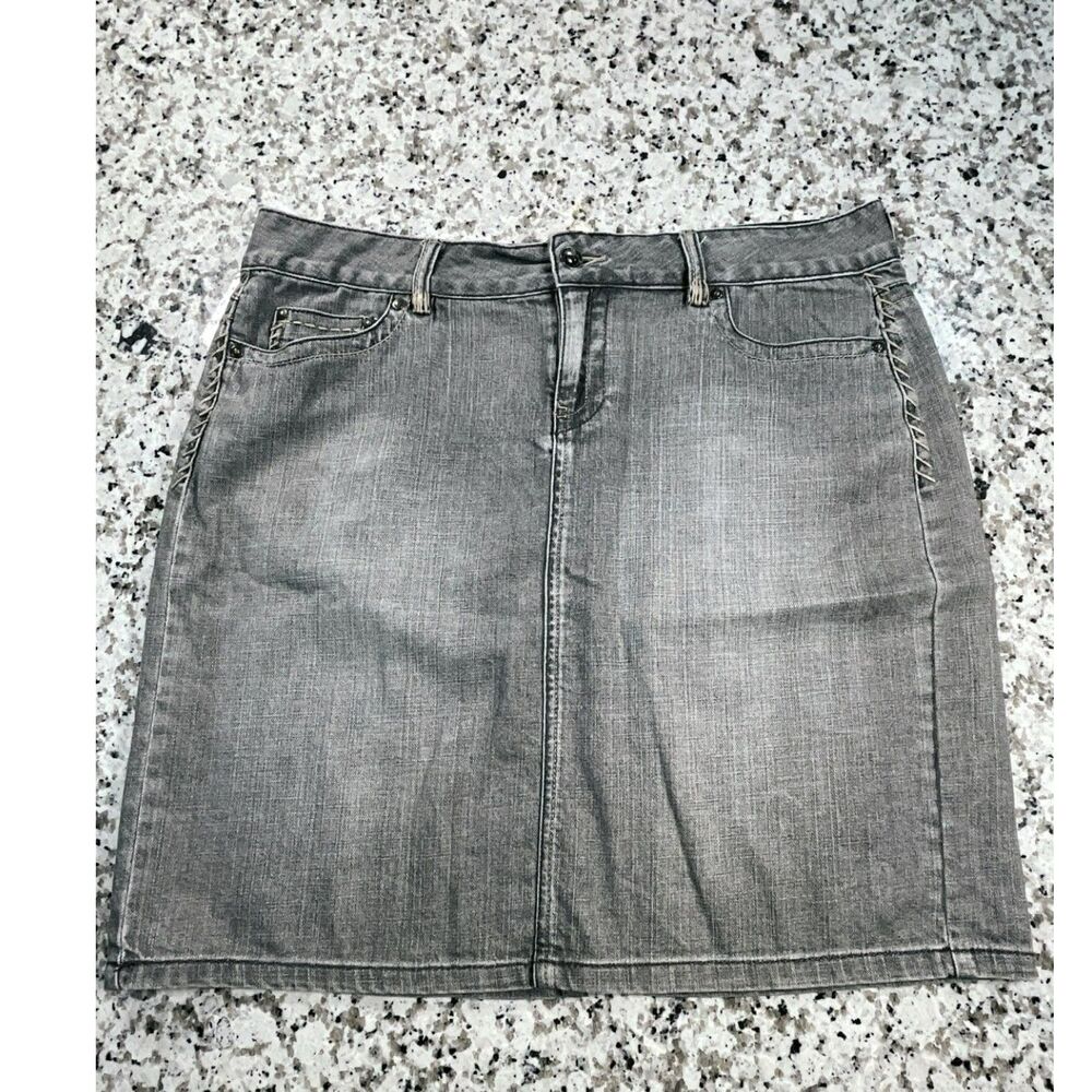 Calvin Klein Jeans Women’s Gray Denim Mini Skirt Size 14 Stretch Y2K